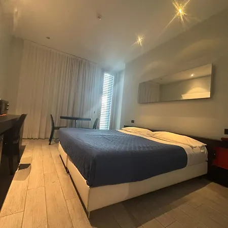 Blue Shades Hotel