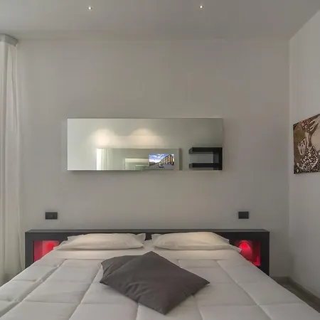 Blue Shades Hotel Pisa