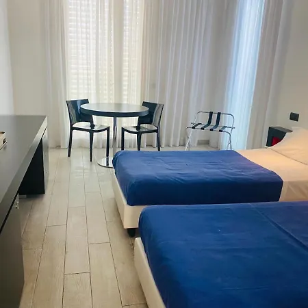 Blue Shades Πίζα