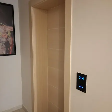 Blue Shades Πίζα